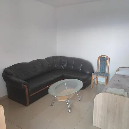 Kojan 2 Apartman *